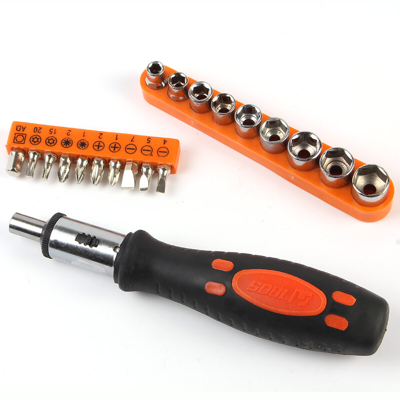 圣德保羅（SDBL） SD-008-A 40件套實(shí)用禮品型工具組合 工具箱鉻釩鋼家用五金_http://lucerna.cn/img/sp/2146/97ec7ef1-cbc2-48ff-8e8b-5f990fa78e2b.jpg