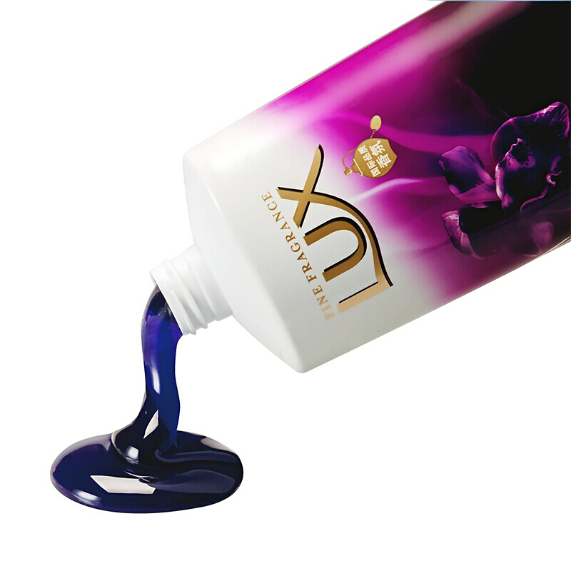 力士（LUX） 精油香氛沐浴露幽蓮魅膚720ml_http://lucerna.cn/img/sp/426/527663cf-e688-4d7a-8384-4f4d20c979cf.jpg