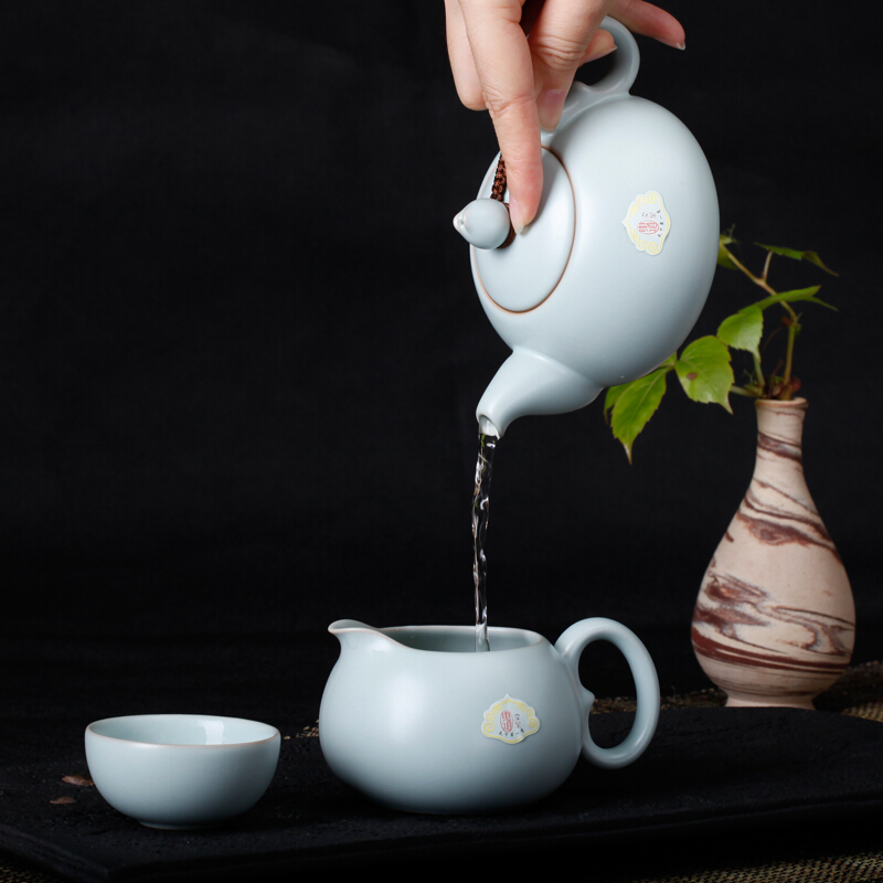 東道汝窯 功夫茶具套裝 祈福茶壺半組（天青色）_http://lucerna.cn/img/sp/437/a2e4ff68-0c73-4a56-a981-6502010766d0.jpg